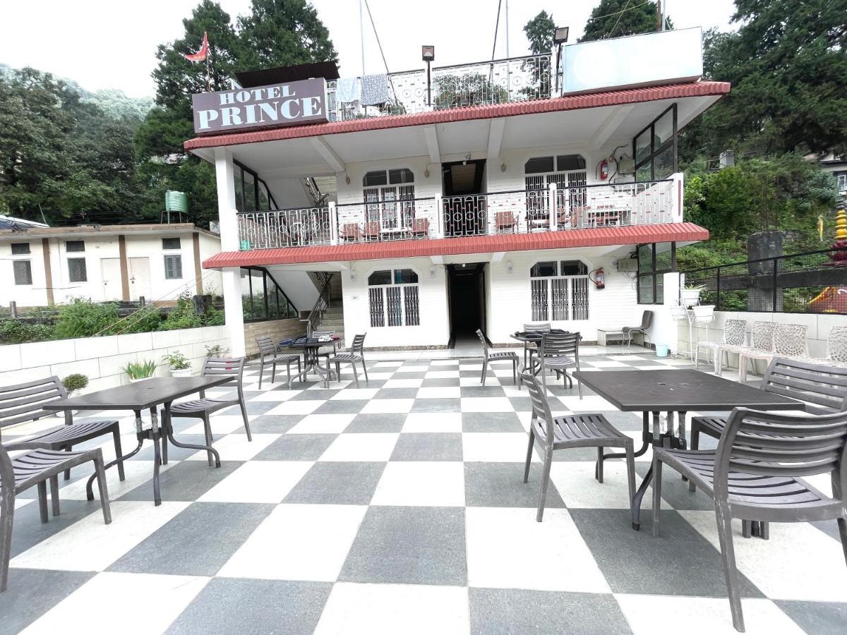 Hotel Prince ! Nainital Mall Road-Prime-Location In-Front-Of-Naini-Lake Hygiene-And-Spacious-Room ภายนอก รูปภาพ